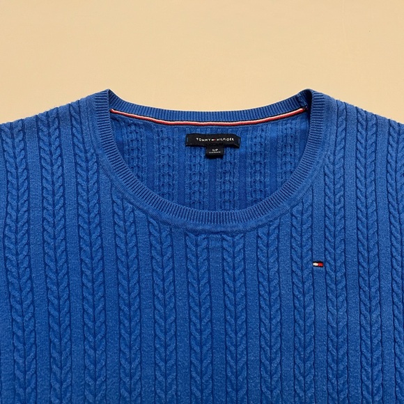 Tommy Hilfiger sweater size S - Picture 2 of 5